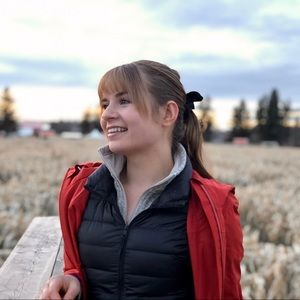 Meet your Posher, Natalia